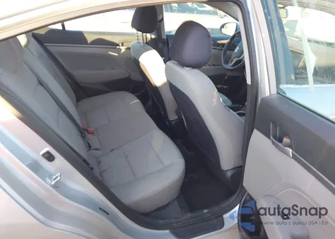 2017 Hyundai Elantra Se z USA, uszkodzony, nr VIN 5NPD84LF1HH197034